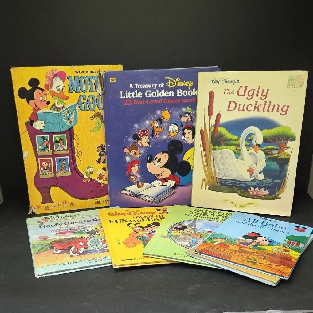 8 Walt Disneys Childrens Books‎